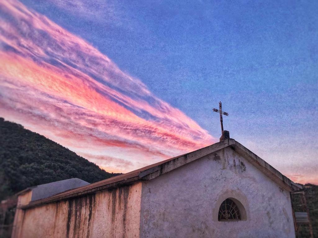 Orgosolo B&B Sardegna Εξωτερικό φωτογραφία